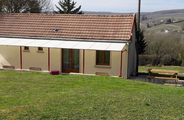 Detached house with private garden