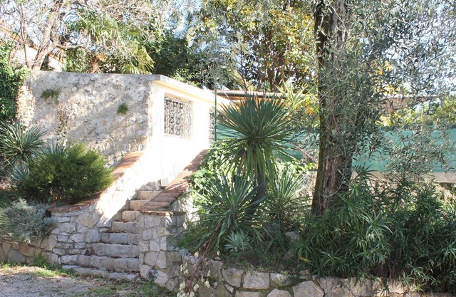 Detached quiet chalet