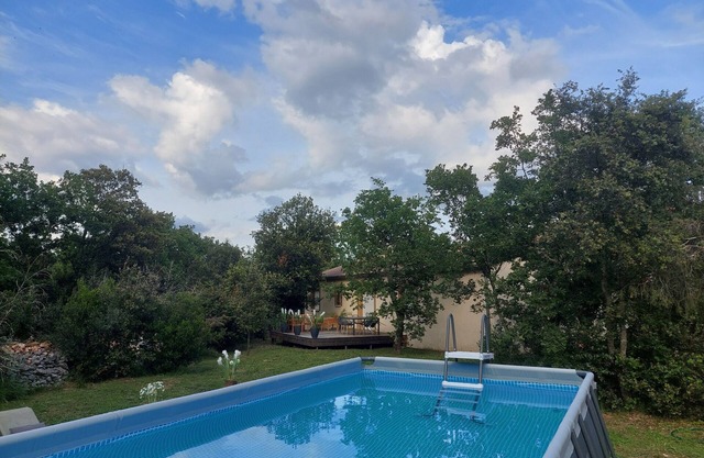 Detached villa, Swimming pool, Spa, Garden furniture. Near Vallon Pont d'Arc.