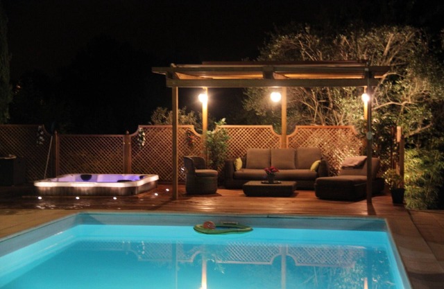 Detached villa, spa (6 places), pool, near Cannes (15km) and Antibes (12km)