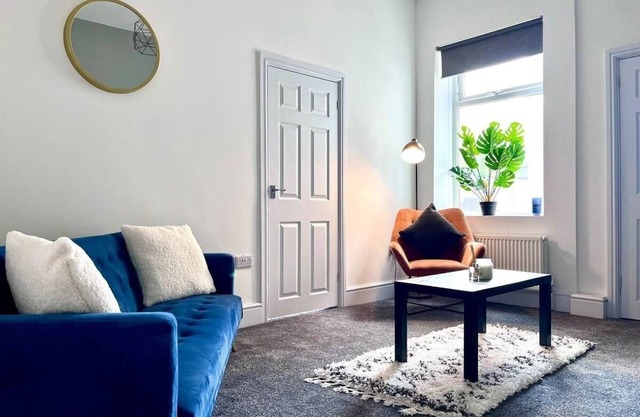 Devonshire- 2 Bdrm House Contractor Accommodation