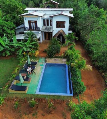 Dew Ashi Homestay