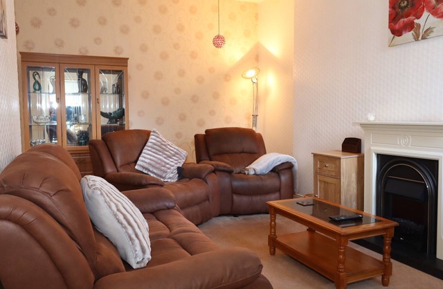 Dewars Rest - an apartment that sleeps 3 guests in 2 bedrooms