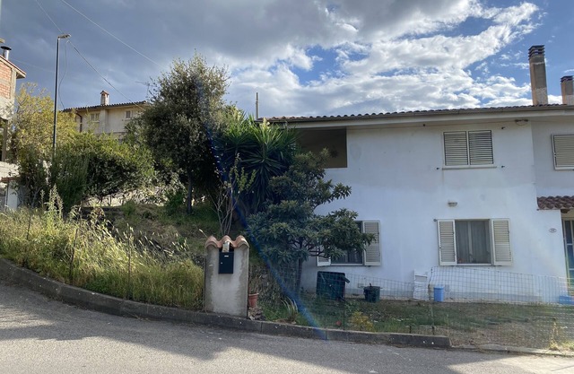 DIANA HOUSE IN A STRATEGIC POSITION
