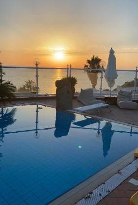 Dimorra Sun and Relax