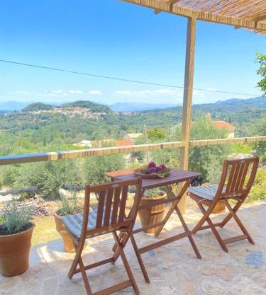 Dinateli Houses - Live like a local in Corfu