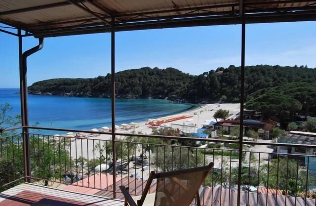Directly next to the beach - Apartment Fetovaia Elicriso