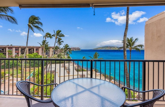 !DISCOUNTED RATES! FULL ocean view. Rated "EXCEPTIONAL". Renovated. Top Floor.