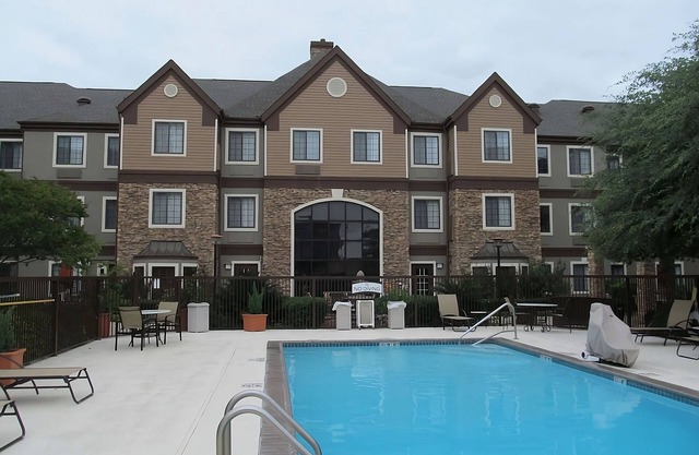 Discover Unique Spirits! 2 Comfortable Units w/Full Kitchens! Pets Are Welcome!