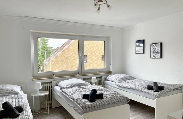 Dn02 Ferienwohnung, 70qm, 2 Schlafzimmer, 1 Wohn- /schlafraum, Max. 6 Personen