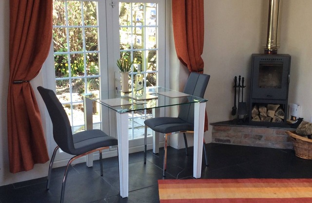 Dog friendly 1 bed cottage, Near Port Isaac And North Cornwall Coastpath
