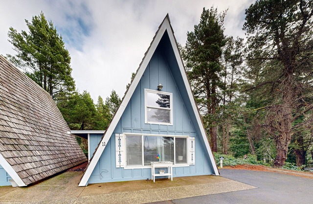 Dog-Friendly, Oceanfront Cottage with WiFi, Firepit, Beach Trail