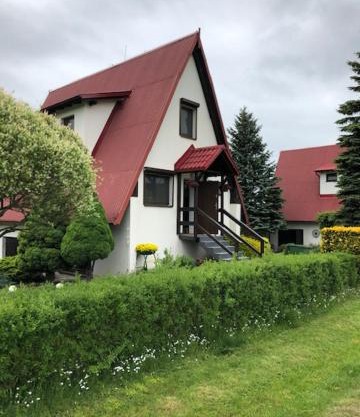 Dom na Kaszubach Sulęczyno z widokiem na jezioro