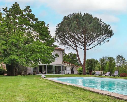 Domaine d'AROMM - Chambres d'hotes & gites - Piscine, Etangs & Animaux - Au calme