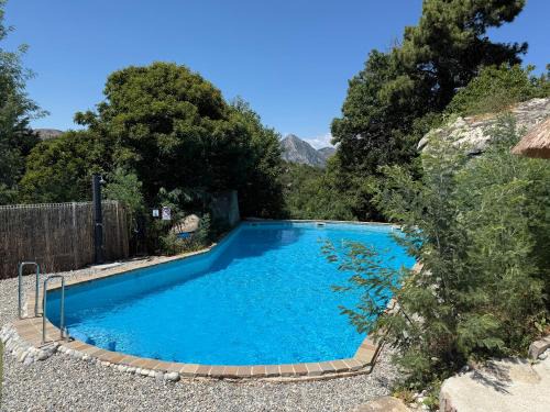 Domaine Le Rocher d Argent avec Piscine Extérieur ,Jacuzzi Intérieur et Salle de jeux