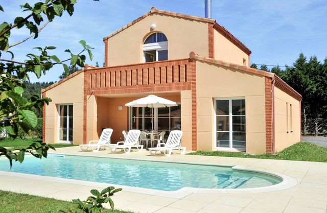 Domaine Royal Green V68I by Interhome