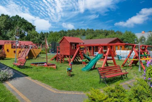 Domki Forest sauna jacuzzi balia Darłowo Darłówko Rusko