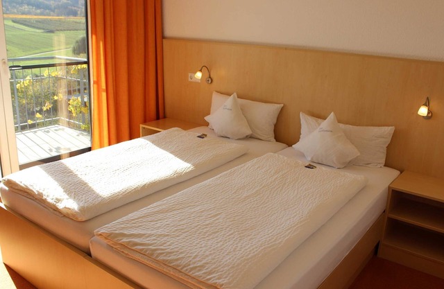 Doppelzimmer 2/1 - Gästehaus Zum Wolffenturm