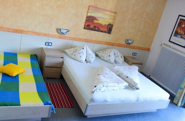 Doppelzimmer mit Du/wc und Balkon - Pension Lärchenhof