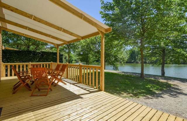 Dordogne Chalet Near Forest