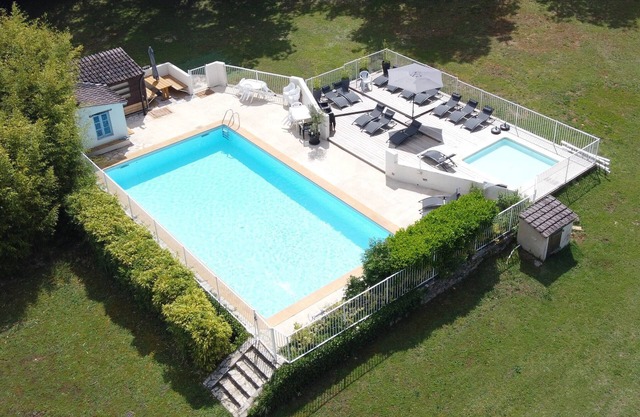 Dordogne Glamping - Emperor tent VV4