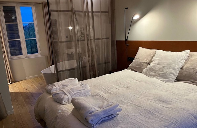 Double room with bathroom
