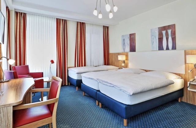 Double room with french. Bed - Trierer Hof