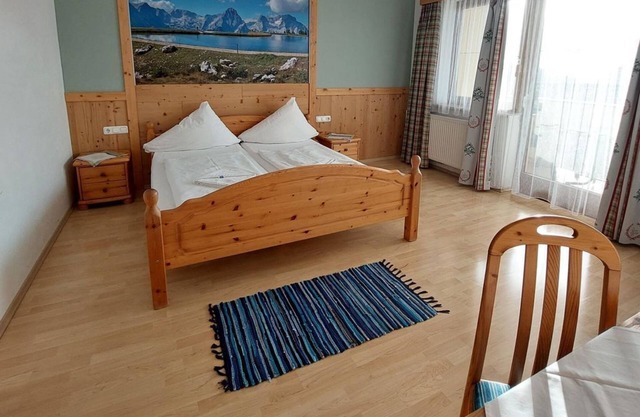 Double room with shower, WC - Berggasthof Zottensberg
