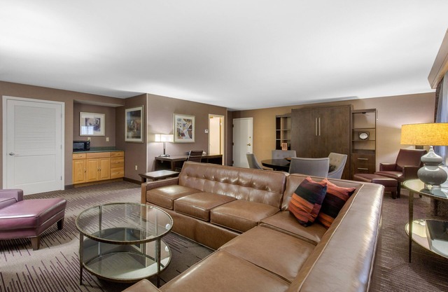 DoubleTree by Hilton Downtown Wilmington - Legal District