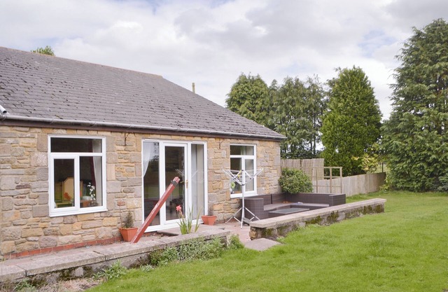 Dove Cottage - UK3284