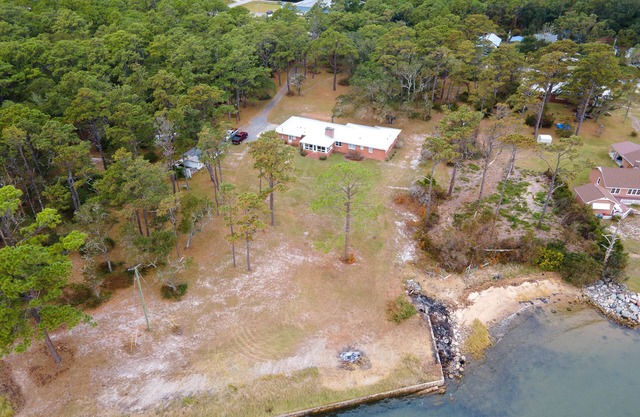 Down East Hunting and Fishing Getaway. Pet-Friendly!