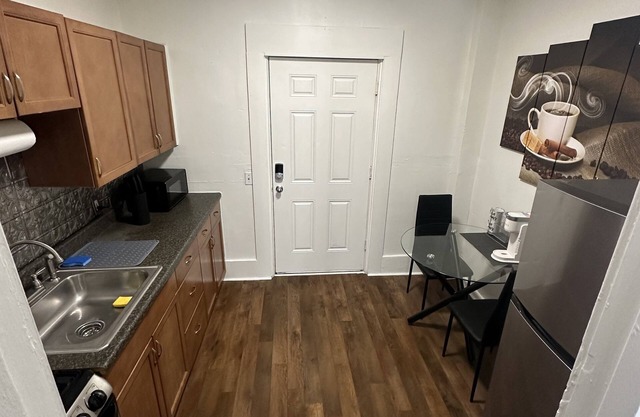 Downtown 1BR Oasis