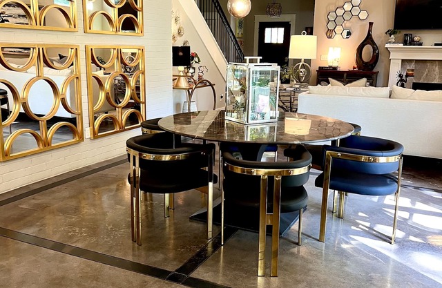 DOWNTOWN CASA KINCANNON, TOP 10 LUXURY, HGTV FIXER TO FABULOUS BUILT, Bikers!