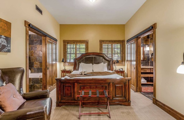 Downtown Jackson - 2 Bedroom Suite