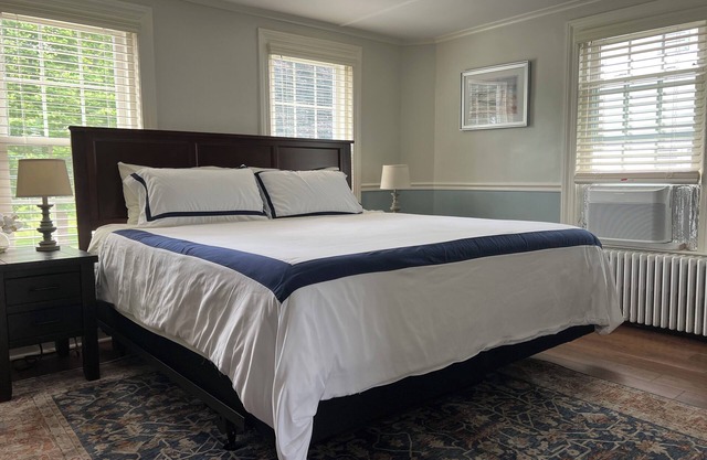 Downtown! Located in the Cultural District - One Block to Yacht Club