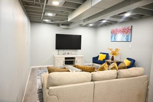 Downtown Oasis By NuLu