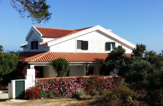 Dream location, sea view, garden, terraces, beautiful beaches