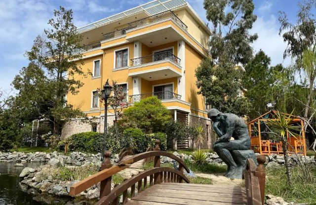 Dreamland Oasis. 2/1. Studio with kitchen