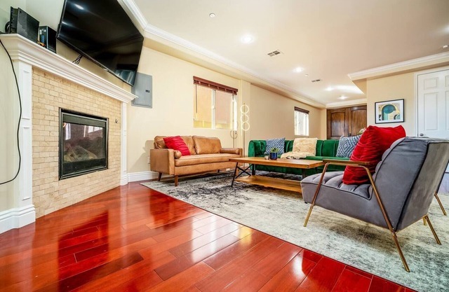 Dreamscape LA - Main House Only