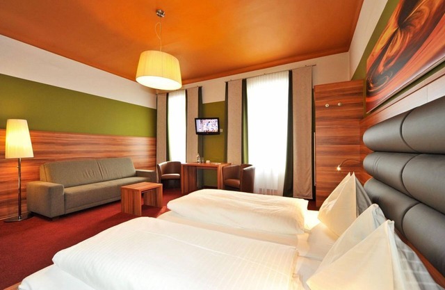 Dreibettzimmer mit Dusche Oder Bad/wc - Hotel Ertl