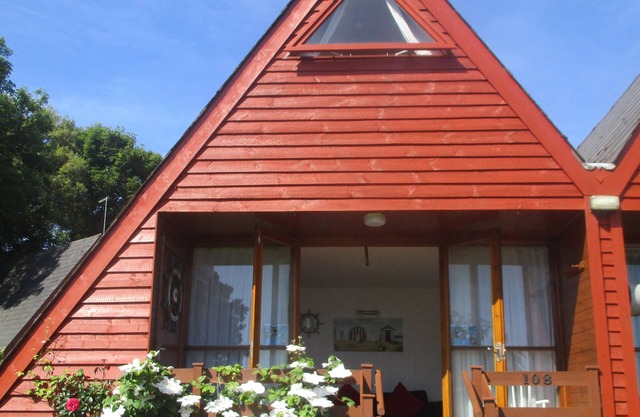 DRIFTWOOD LODGE - KINGSDOWN HOLIDAY PARK