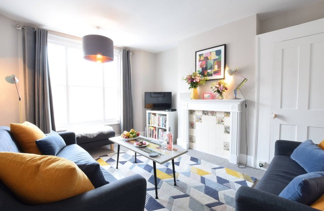DRIFTWOOD, SOUTHWOLD, pet friendly, with a garden in Southwold