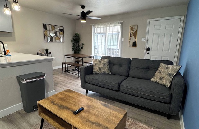 DT Dallas Luxe Abode 1BD Apt