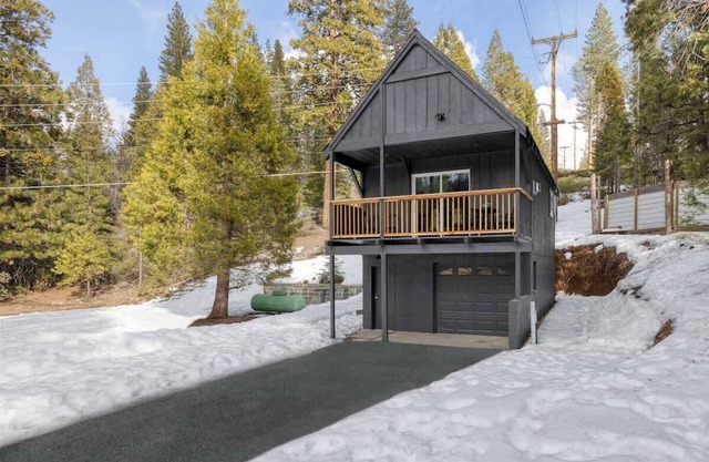 DT Tiny Shaver Home @the trailhead to Lake!