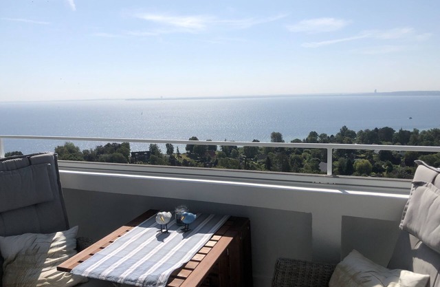 DTV * - Mega view directly onto the Bay of Lübeck - incl.