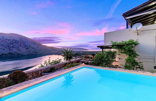 Du Luc Villas 2 Private Pools