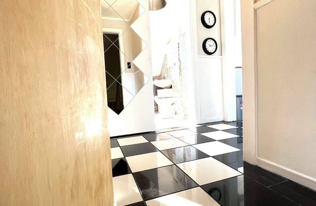 Duisburg Feel-Home Etablissement, Airport close, 2 bedrooms, 6 beds, DG, WiFi