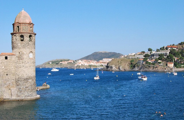Duplex, 6 people, balconies on the bay of Collioure and terrace, unique view