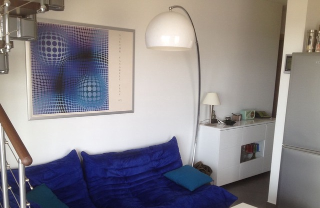 Duplex - Terrace 16m2 - 2 double bedrooms, sea 1.5 km, near the mountains.