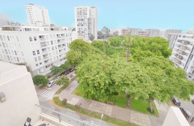 Duplex w/Park View, King-size bed!